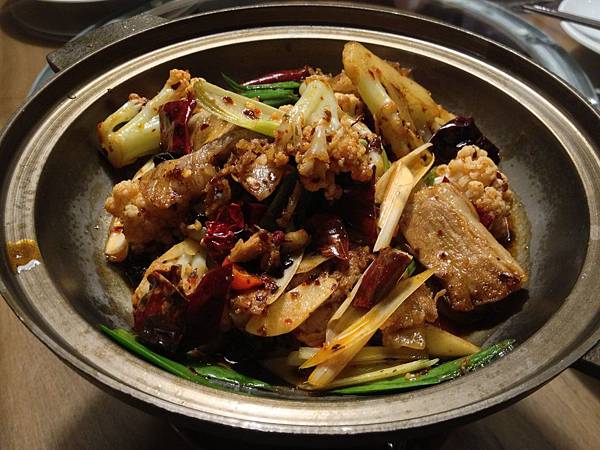 砂鍋椰菜回鍋肉