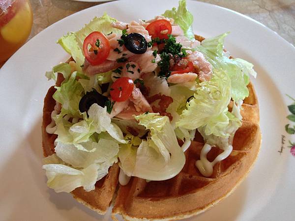 田園燻雞肉沙拉鬆餅