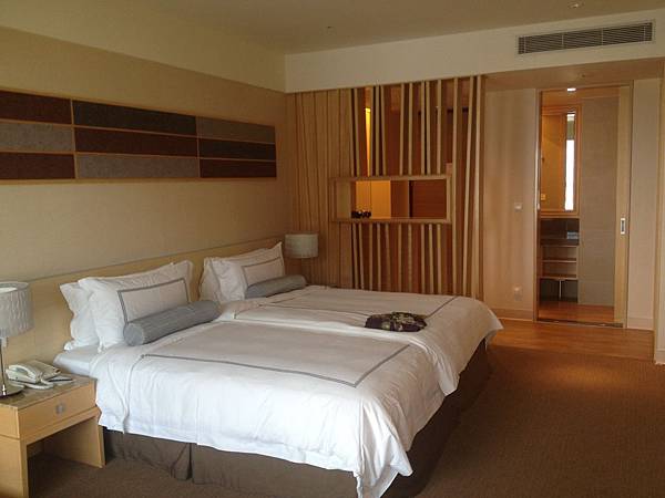 豪華洋式客房床鋪 豪華洋式客房床鋪