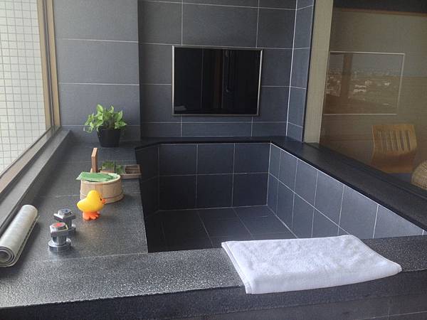 泡湯浴池 泡湯浴池