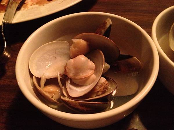 白豆酒蒸蛤蠣 白豆酒蒸蛤蠣