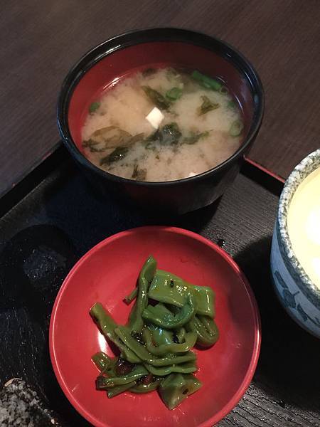 味噌湯＆小菜