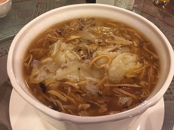 紅燒鮑絲翅肚羹