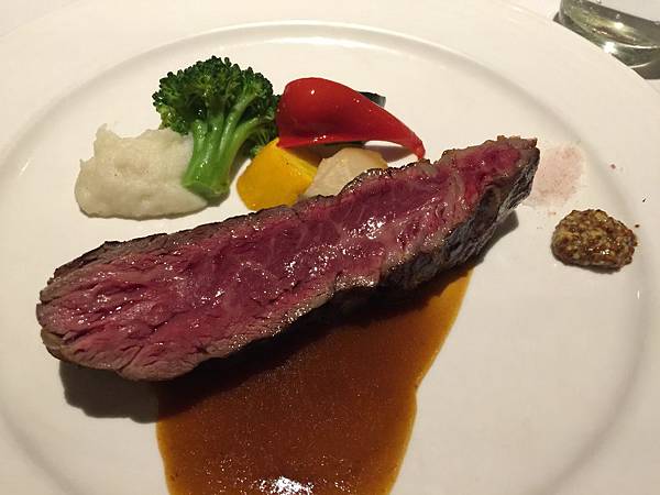 帝國原創老饕牛排（三分熟）