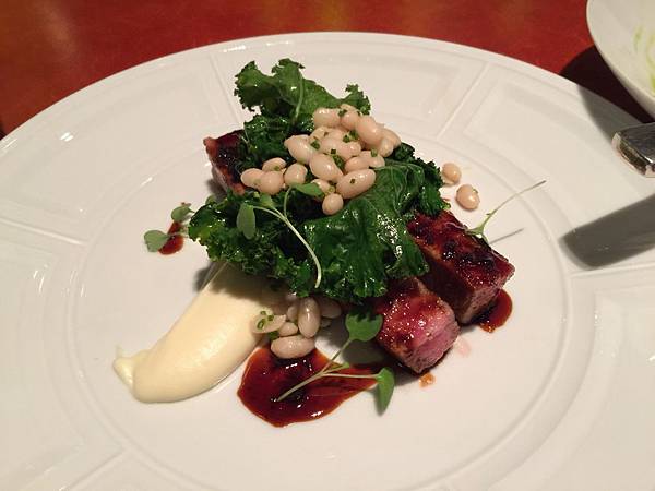 碳烤美國特級沙朗牛排佐松露醬(五分熟,第二次) 碳烤美國特級沙朗牛排佐松露醬(五分熟,第二次)