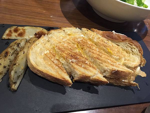 三種起司帕尼尼