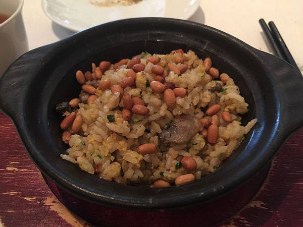 陳年花雕竹絲雞炒飯 陳年花雕竹絲雞炒飯