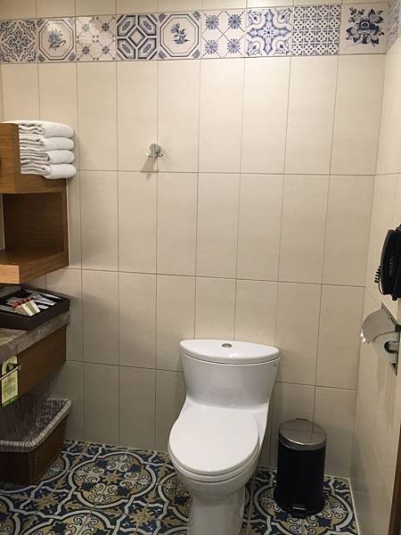 IMG_0403.jpg IMG_0403.jpg