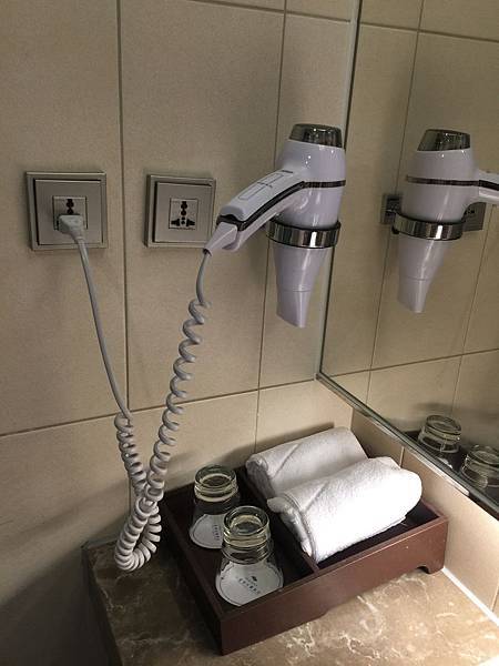 IMG_0407.jpg IMG_0407.jpg