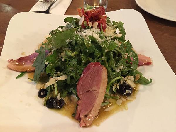 芝麻葉煙燻鴨肉沙拉 芝麻葉煙燻鴨肉沙拉