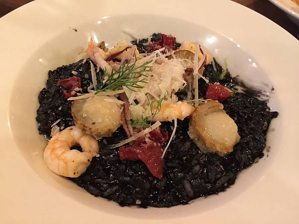 威尼斯墨魚燉飯 威尼斯墨魚燉飯