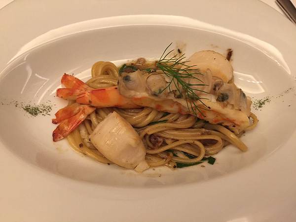 海鮮蒜香白酒義大利扁麵