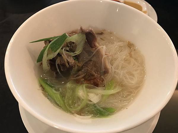 鴨肉米粉湯