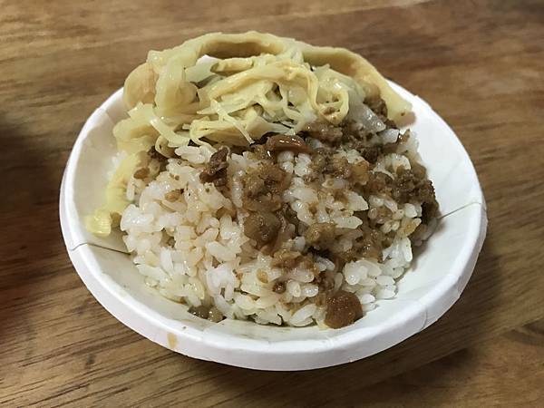 滷肉飯 滷肉飯