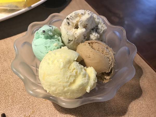 IMG_3300.JPG IMG_3300.JPG