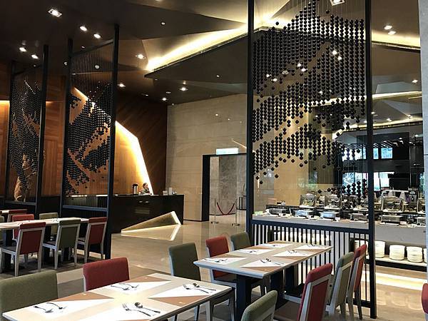 IMG_2904.JPG IMG_2904.JPG