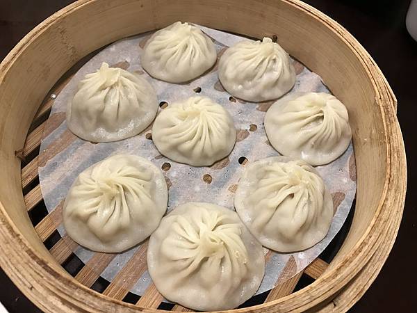 小籠湯包