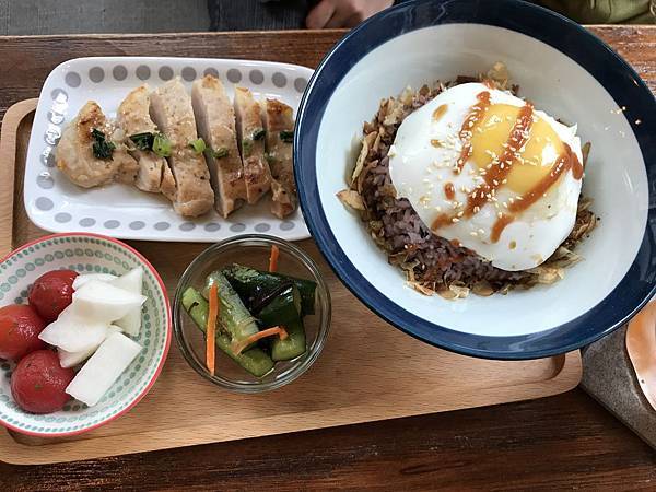 貓飯