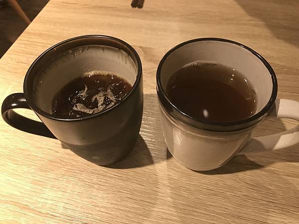 熱麥茶＆冰美式咖啡