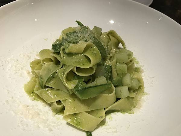 青醬寬麵 青醬寬麵