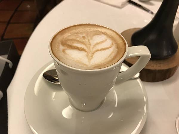 熱拿鐵咖啡 熱拿鐵咖啡