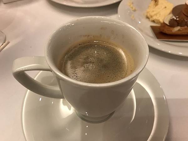 熱美式咖啡 熱美式咖啡