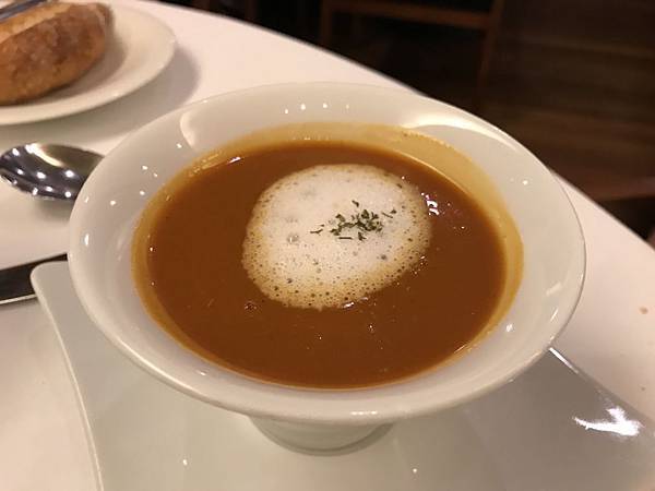 龍蝦濃湯 龍蝦濃湯