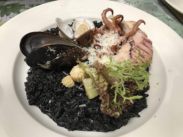 香煎透抽墨魚燉飯