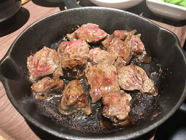 IMG_1215.JPG IMG_1215.JPG