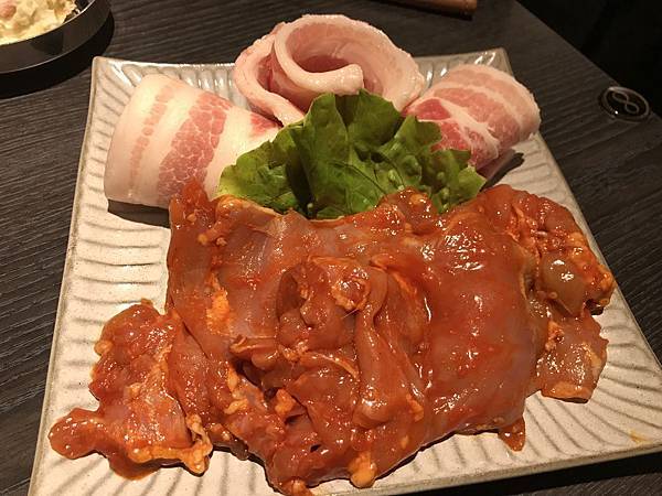 原味五花肉＆香辣烤雞肉