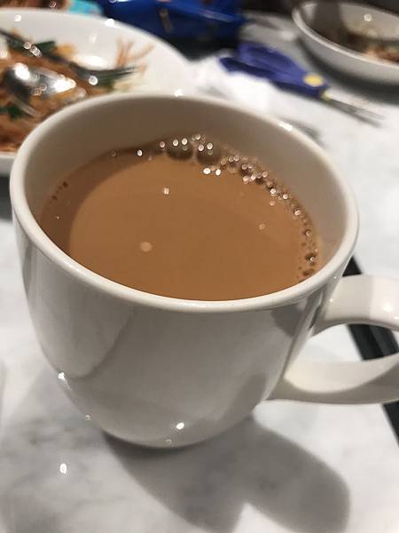 鴛鴦奶茶，85元