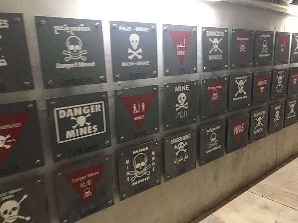 【小金門】湖井頭戰史館-地雷展示館(勇士堡-鐵漢堡)-四維坑 【小金門】湖井頭戰史館-地雷展示館(勇士堡-鐵漢堡)-四維坑