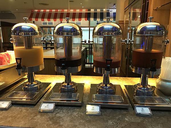 1UBCkuAnQ8CVc9LfPyTztA.jpg 1UBCkuAnQ8CVc9LfPyTztA.jpg