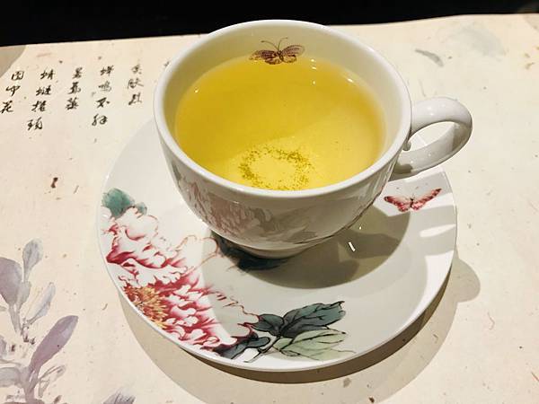 茶花綠茶