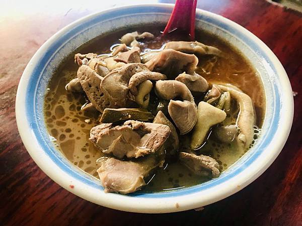 麻油下水湯100元