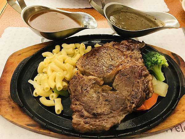 美國特選力保愛牛排10盎司,680元 美國特選力保愛牛排10盎司,680元