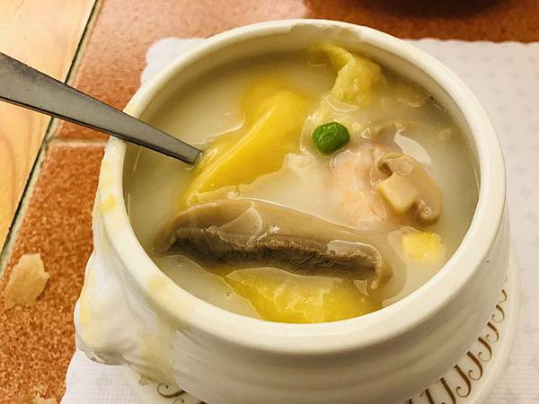海鮮酥皮濃湯 海鮮酥皮濃湯