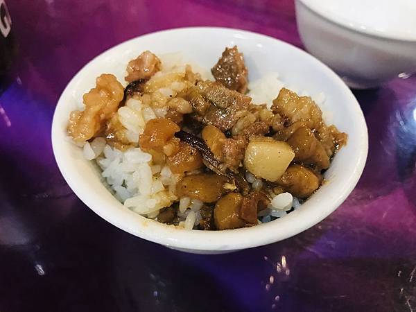 滷肉飯 滷肉飯