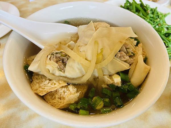 IMG_E8033.JPG IMG_E8033.JPG