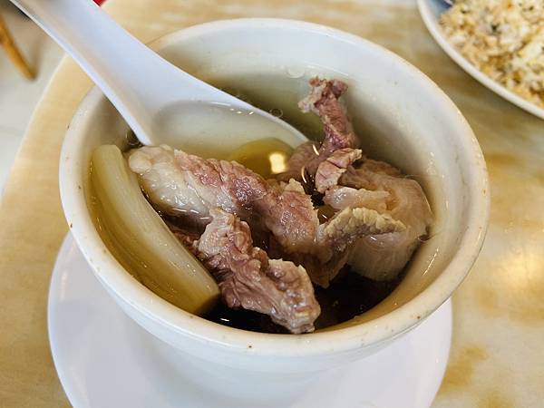 IMG_E8037.JPG IMG_E8037.JPG