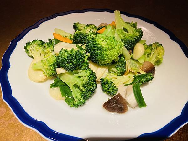 IMG_E9274.JPG IMG_E9274.JPG