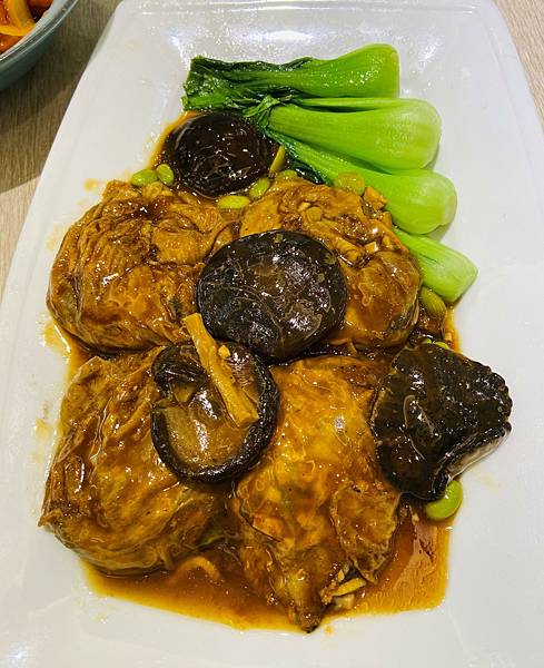 IMG_E1952.JPG IMG_E1952.JPG