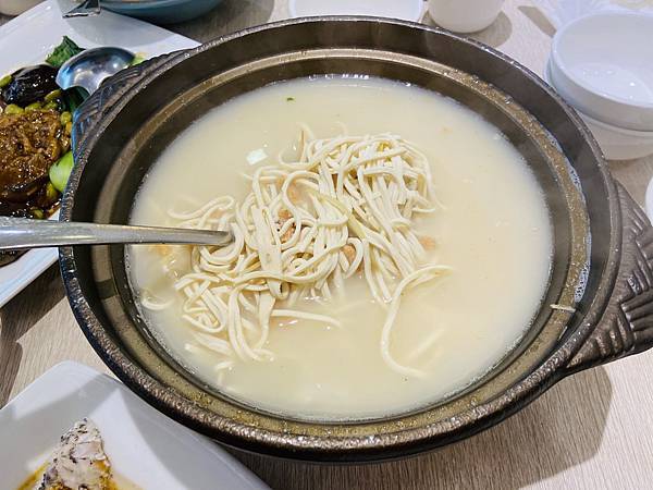 IMG_E1955.JPG IMG_E1955.JPG