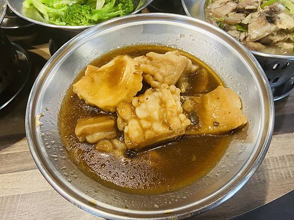 IMG_E3940.JPG IMG_E3940.JPG