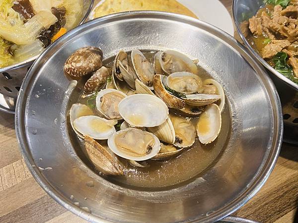 IMG_E3943.JPG IMG_E3943.JPG