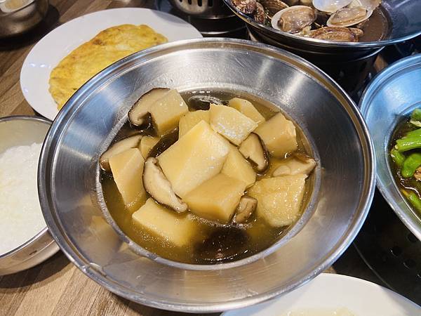 IMG_E3946.JPG IMG_E3946.JPG