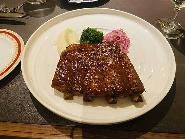 IMG_E5582.JPG IMG_E5582.JPG