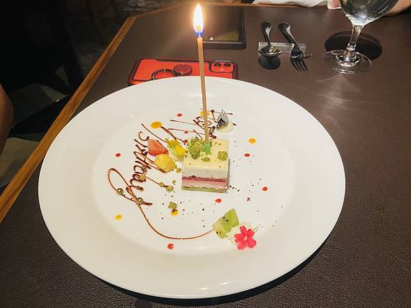 IMG_E5585.JPG IMG_E5585.JPG