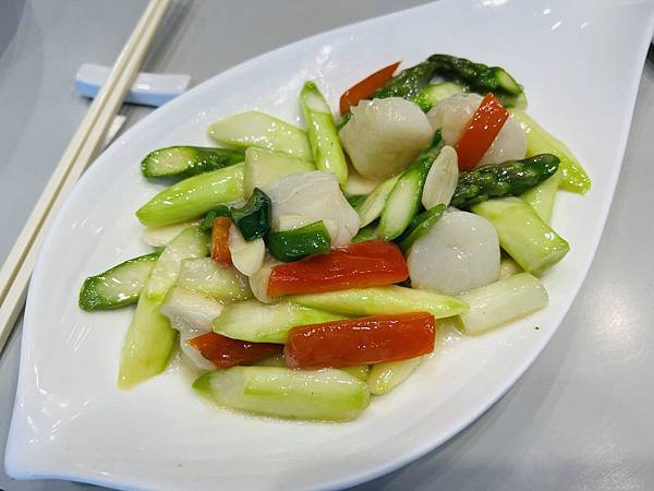 IMG_E0645.JPG IMG_E0645.JPG