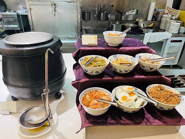 IMG_E2209.JPG IMG_E2209.JPG